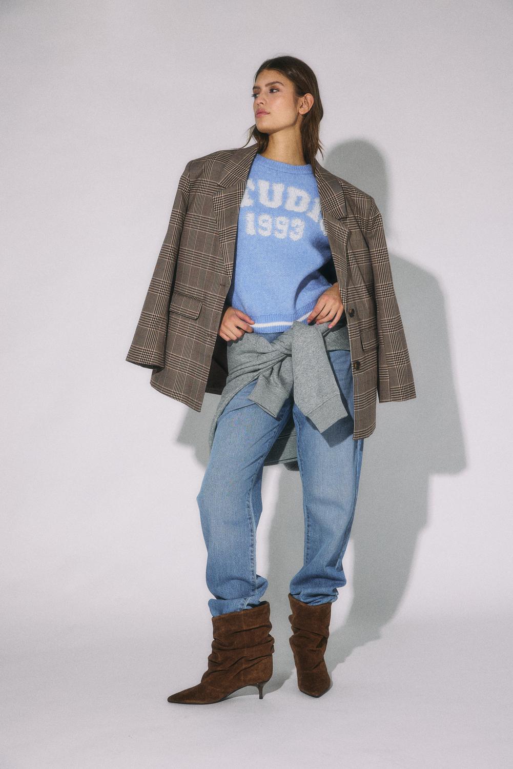 pack_shot-custom